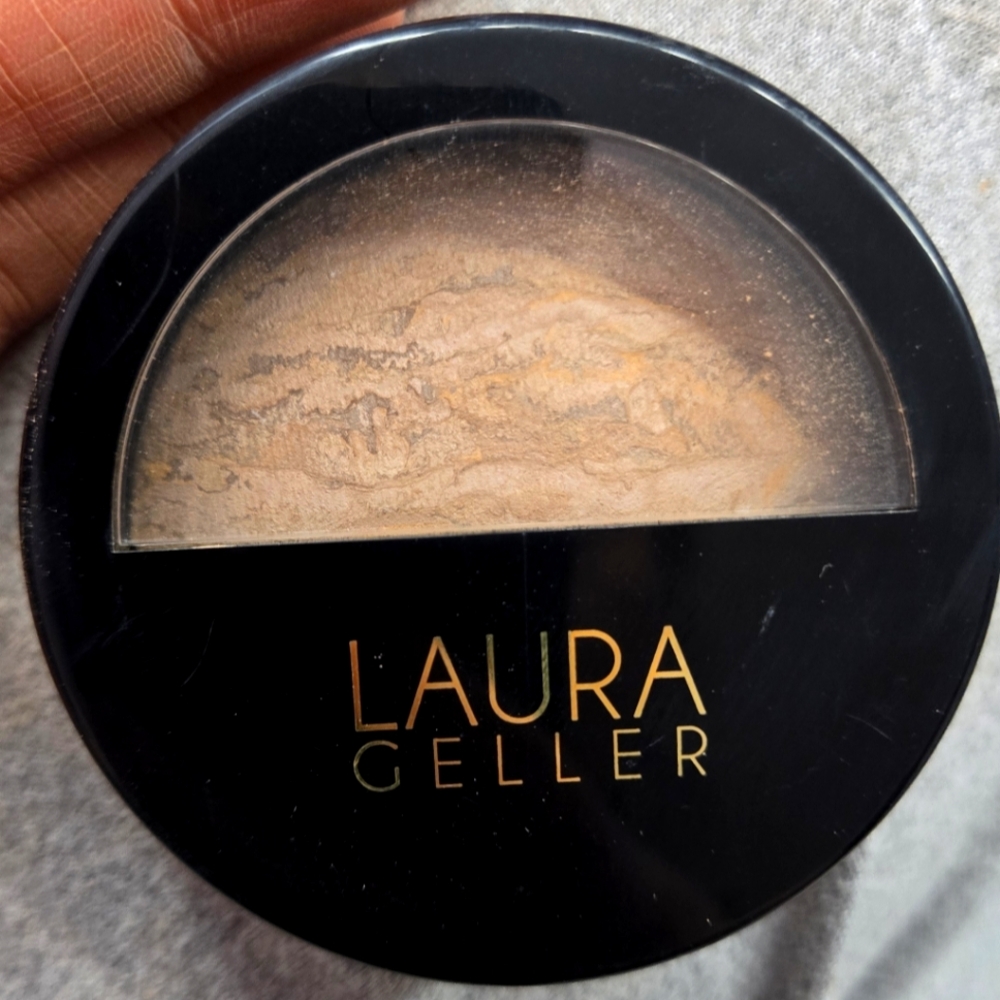 SOLD!!! Laura Geller Baked Balance-N-Brighten Foundation - Medium